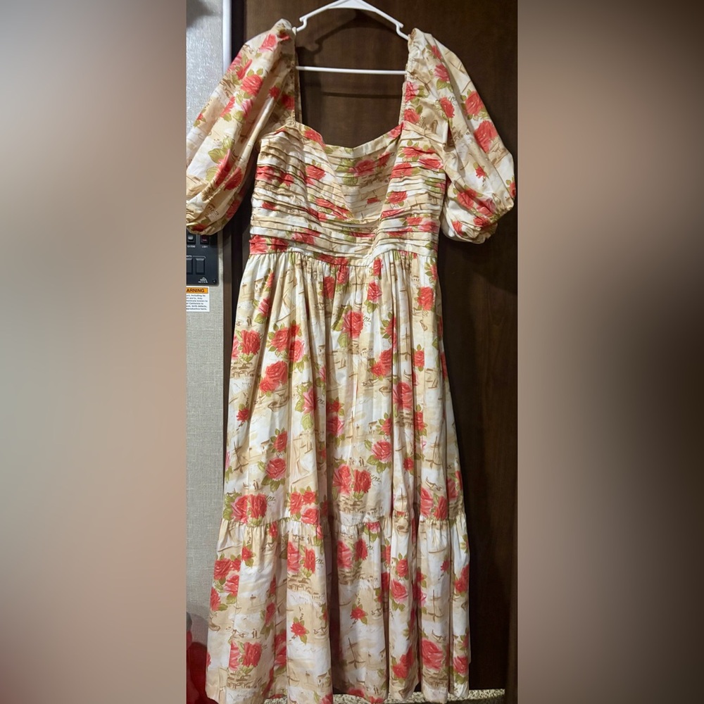 Abercrombie & Fitch Emerson Puff sleeve Dress Red and Cream Floral Design XL